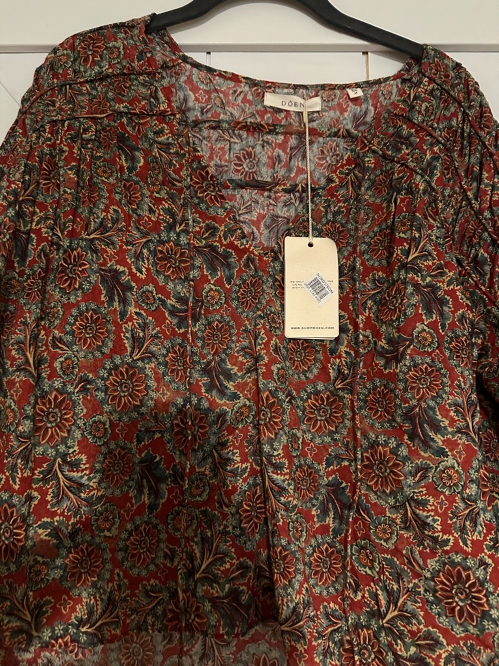Doen Floral Print Long-Sleeve Blouse in Rust - Picture 4 of 5